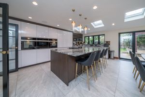 DINING KITCHEN- click for photo gallery